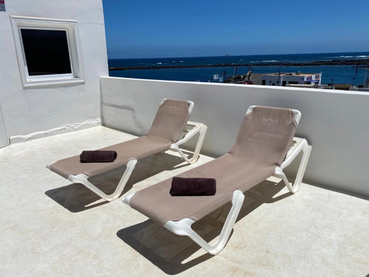 Mirador Del Muelle House Hostel Orzola Kültér fotó