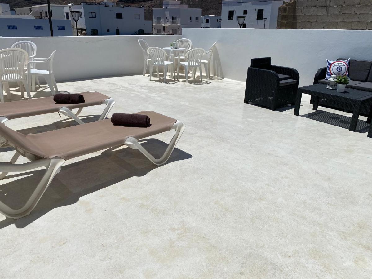 Mirador Del Muelle House Hostel Orzola Kültér fotó