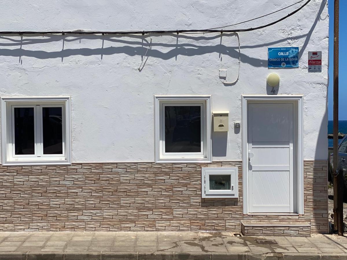 Mirador Del Muelle House Hostel Orzola Kültér fotó