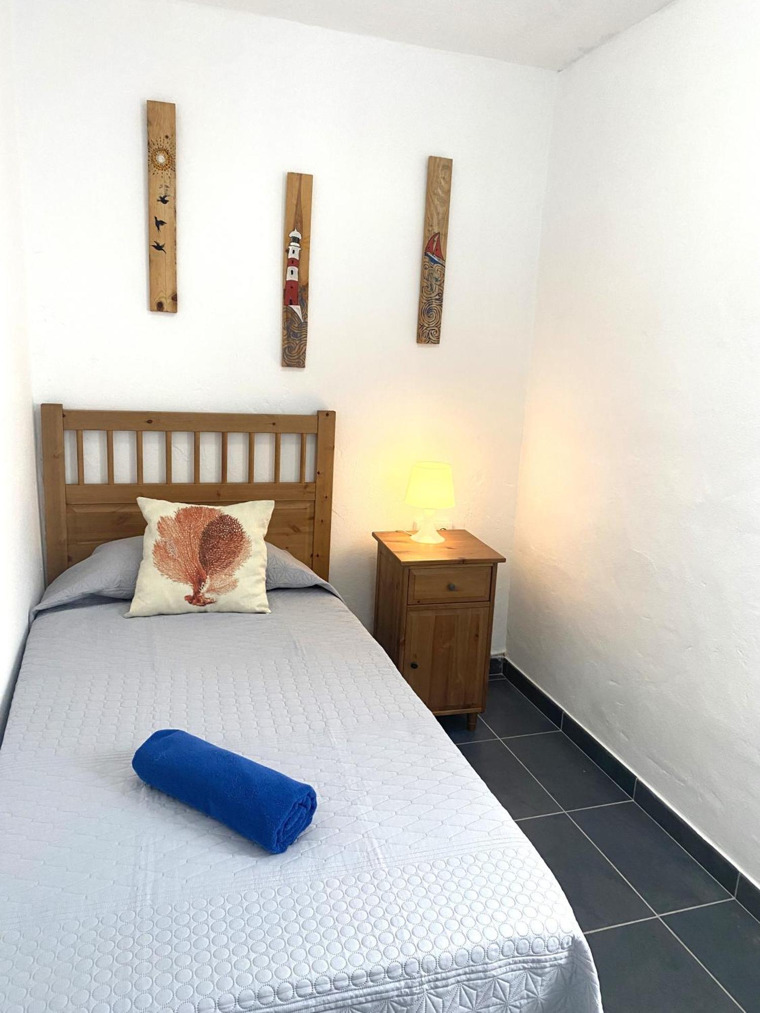 Mirador Del Muelle House Hostel Orzola Kültér fotó